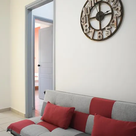 Ariadni Click And Flat Perivolia Apartman